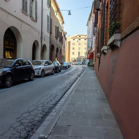Central Cozy Apartman Ferrara