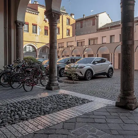 Apartment Central Cozy Ferrara