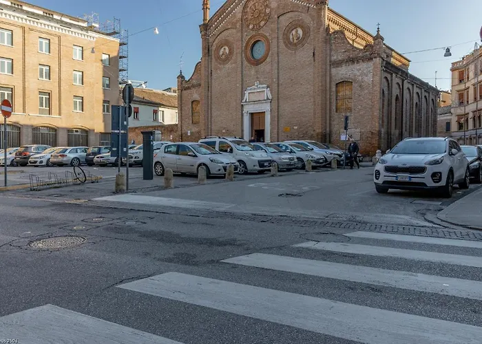 Central Cozy 费拉拉